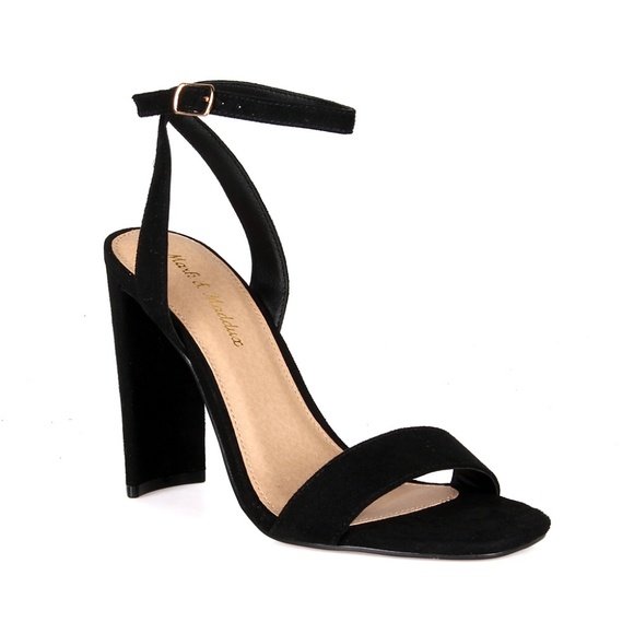 Audrina-01 Chunky Heel sandal - Picture 1 of 3